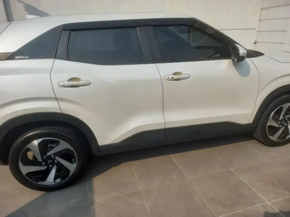 Mitsibishi xforce putih bagus terawat