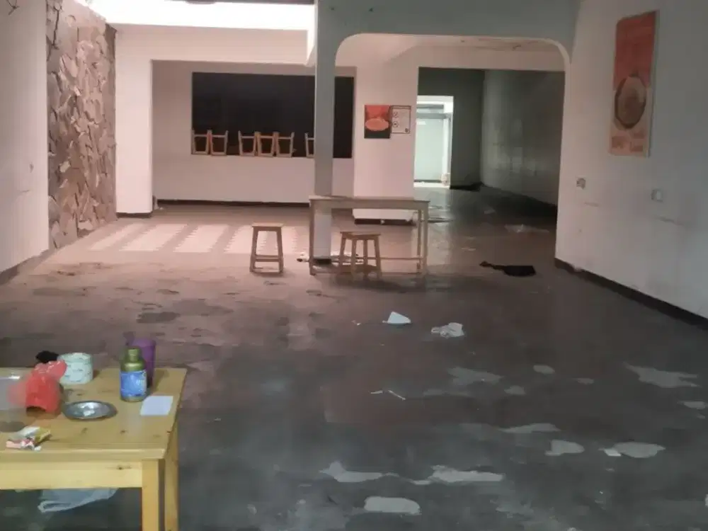 Disewakan Ruang Usaha Siap Pakai Cocok untuk Cafe Lokasi di Daerah Dago Bandung