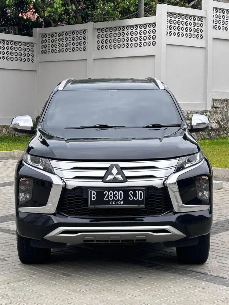 Istimewa Mitsubishi Pajero Exceed Non Sunroof AT Diesel 2021 Hitam
