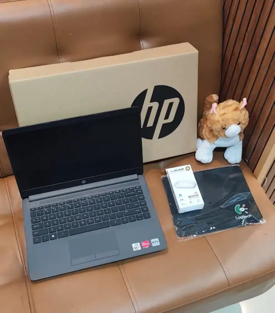 HP 240 G8 Core i7 Gen 10 Ram 8Gb SSD 512Gb VGA Radeon 620 2Gb