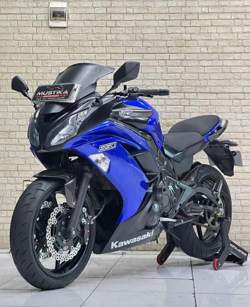Moge kawasaki er6F 650 CC