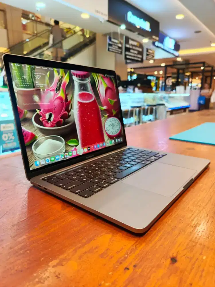 Macbook Pro Retina 13 inch 2020 touchbar