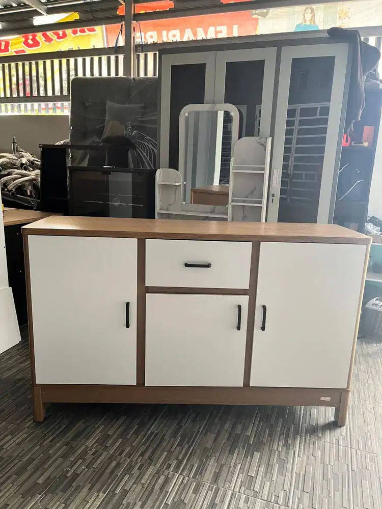 READY BUFFET RUANGAN UK 150 TERLARIS SALE