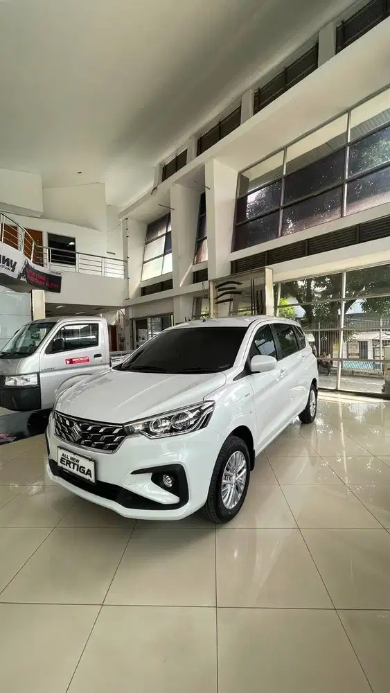SUZUKI ERTIGA GL AT