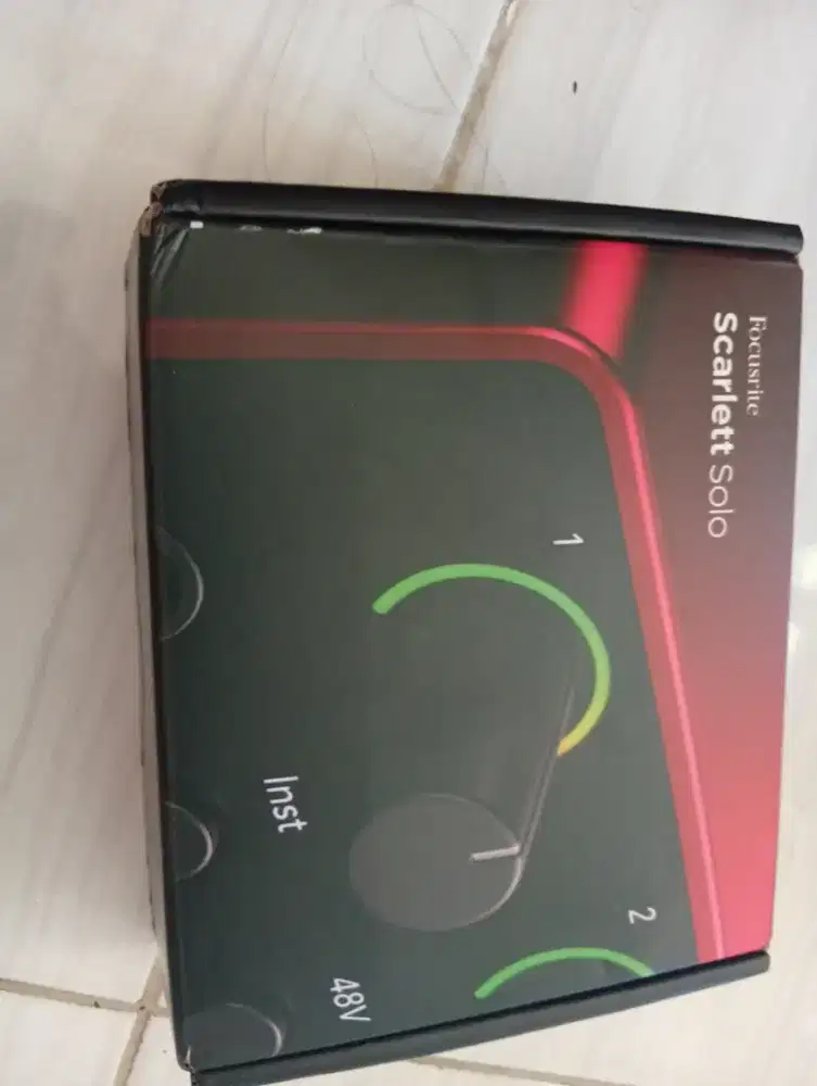 DIJUAL FOCUSRITE BELI BARU USIA 2 BLN SCARLET SOLO 3 TH NEW SOUNDCARD
