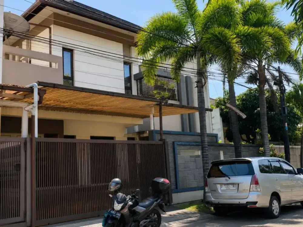 Rumah LELANG Mewah Murah 2 Lantai SHM di Taman Kopo Indah 3