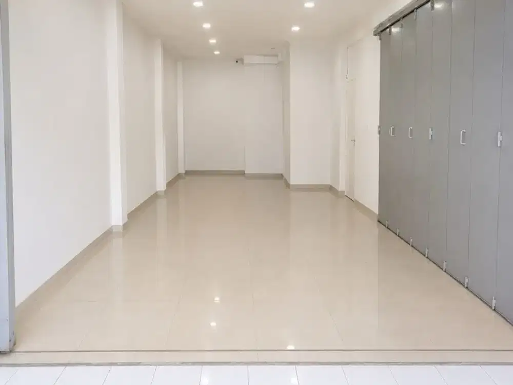 Dijual Ruko 2 Lantai Nyaman Siap Pakai Cocok untuk Usaha Lokasi di Gunung Batu Bandung