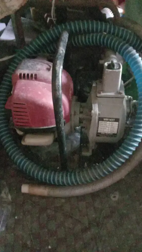 Alat penyiram tanaman