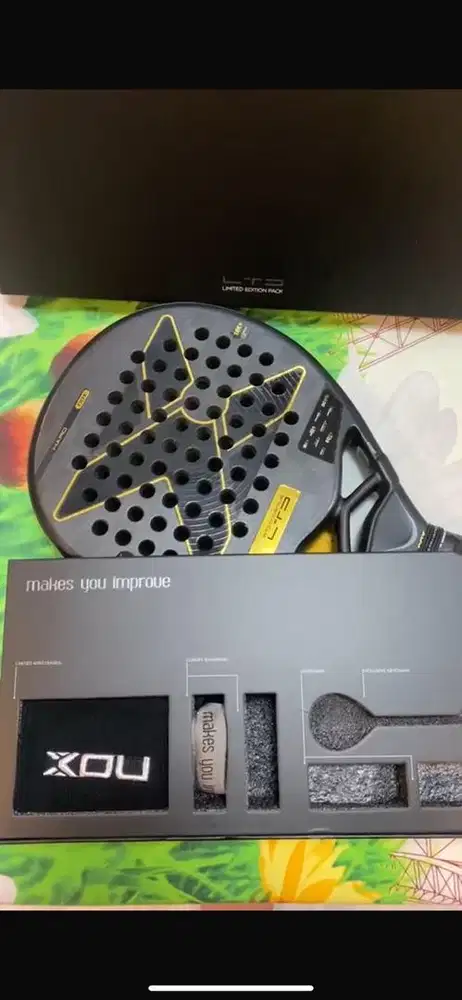 Raket padel (Nox AT10 Genius LTD Edition agustin tapia) 2025