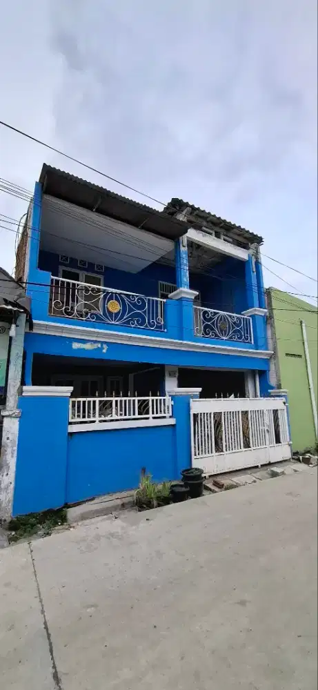 JUAL CEPAT BU RUMAH 2 LANTAI SEPATAN