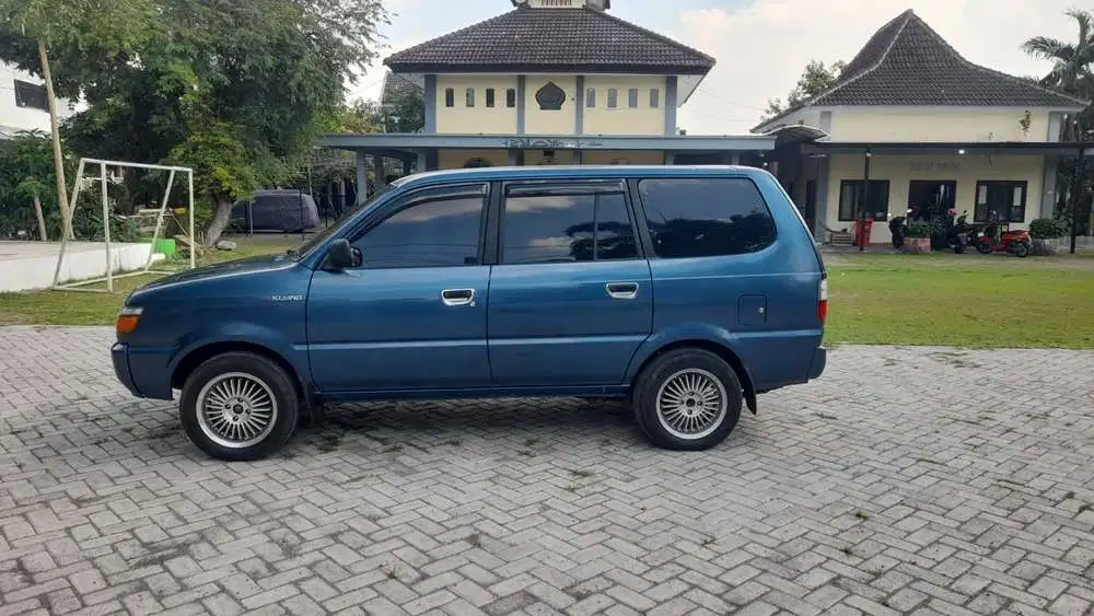 Toyota Kijang 1997 Bensin