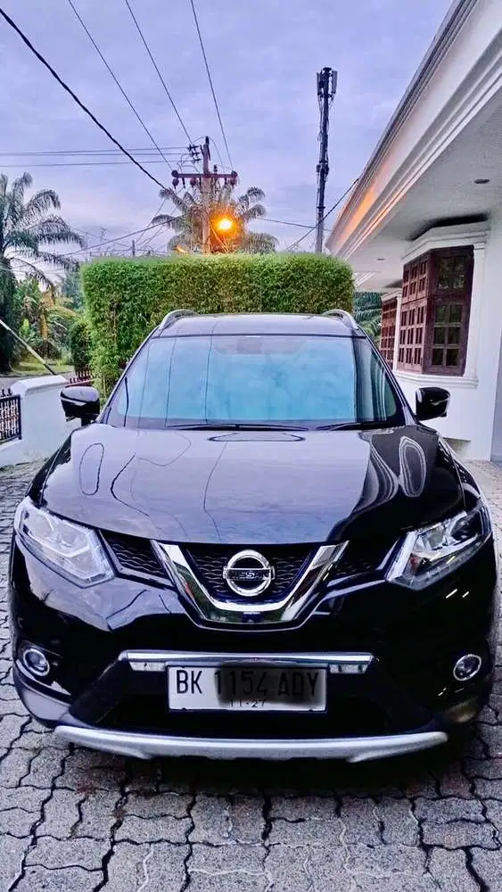 Nissan X-Trail 2017 (Km 12 rb) At