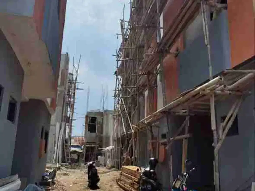 Jual Kosan Baru 10 Kamar + 10 KM Kos dekat Kampus UI Kota Depok (2 Unit Lagi )