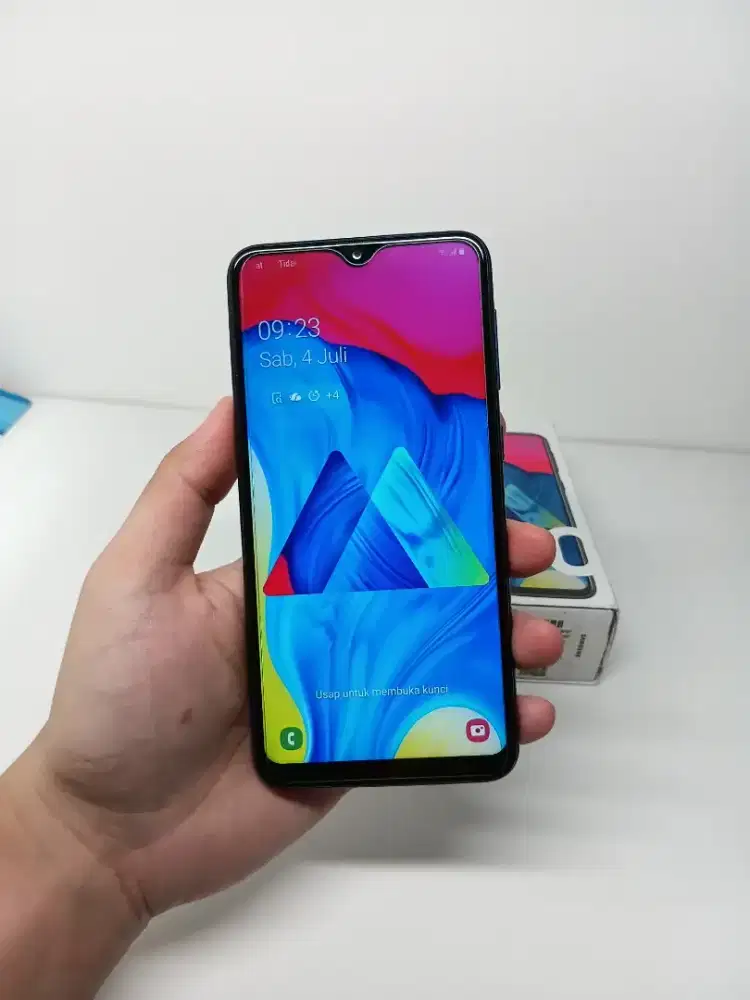 Samsung Galaxy M10 Navy 2/16 Like New