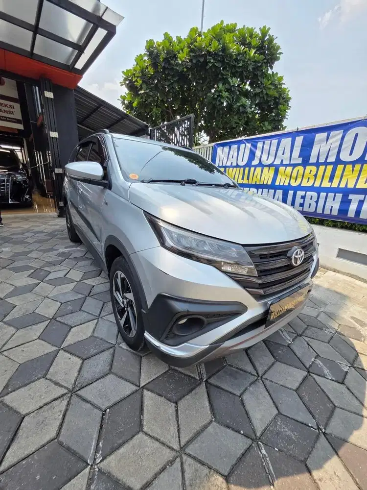 Toyota Rush 1.5 S Matic Tahun 2018