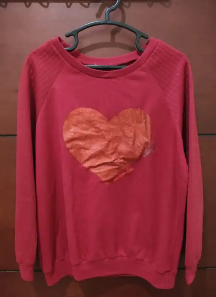 Kaos atasan Merah