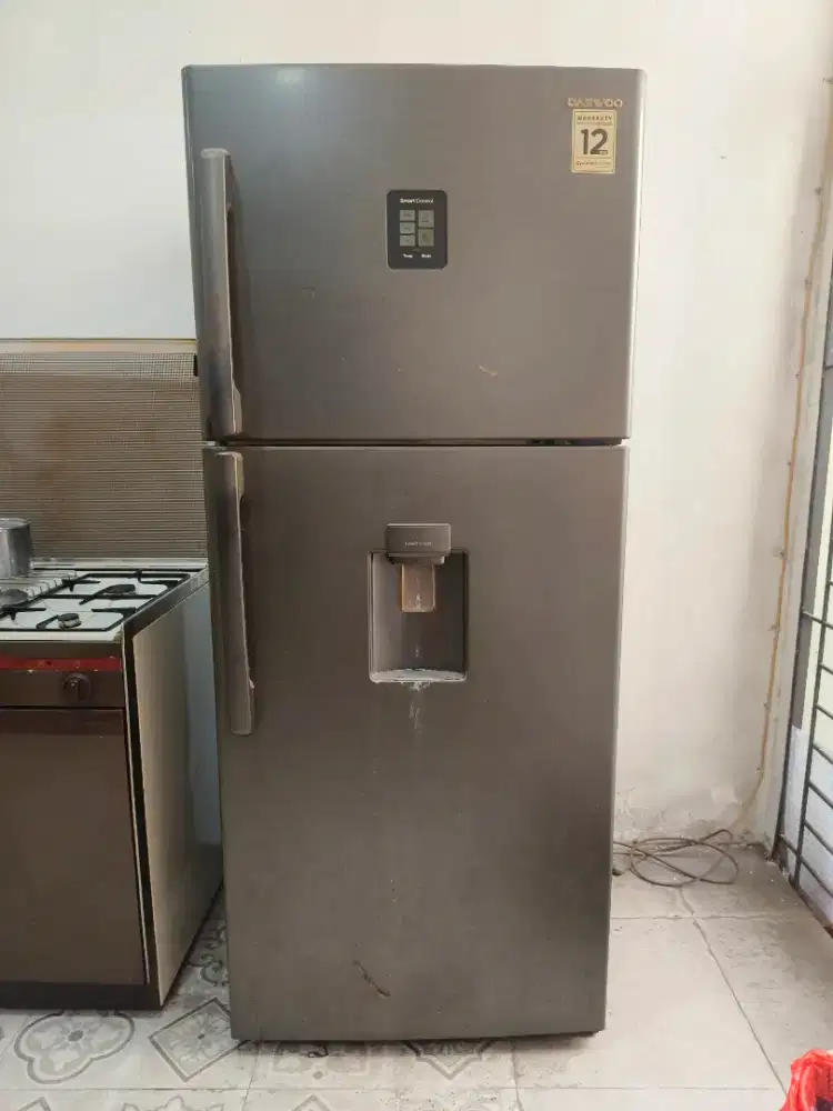 Kulkas Daewoo korea bekas 540L