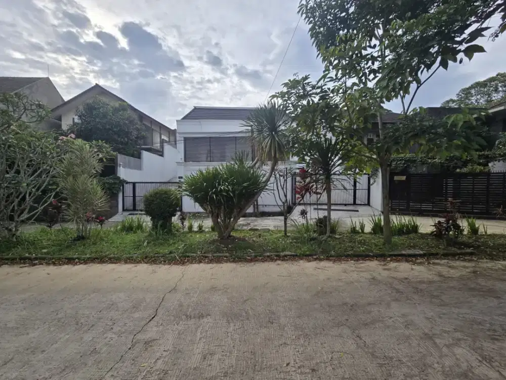 DIJUAL RUMAH GEGERKALONG MEWAH TURUN HARGA DIJAMIN BIKIN BETAH NYAMAN HARGA EKONOMIS!