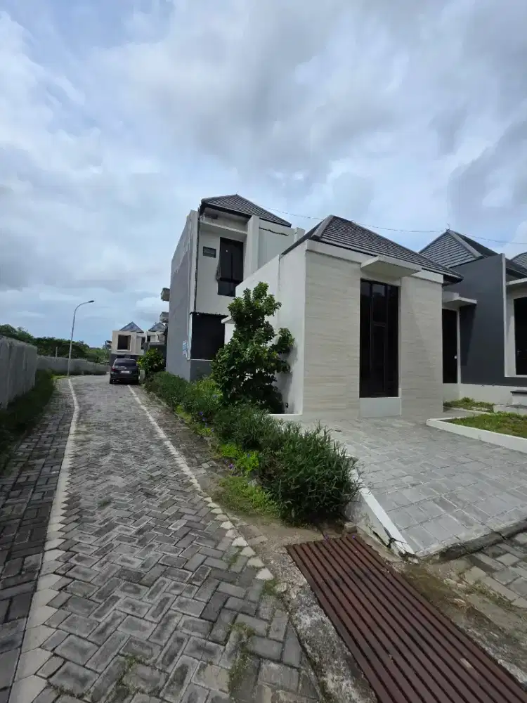 Kontrak rumah baru pojok hook ketileng