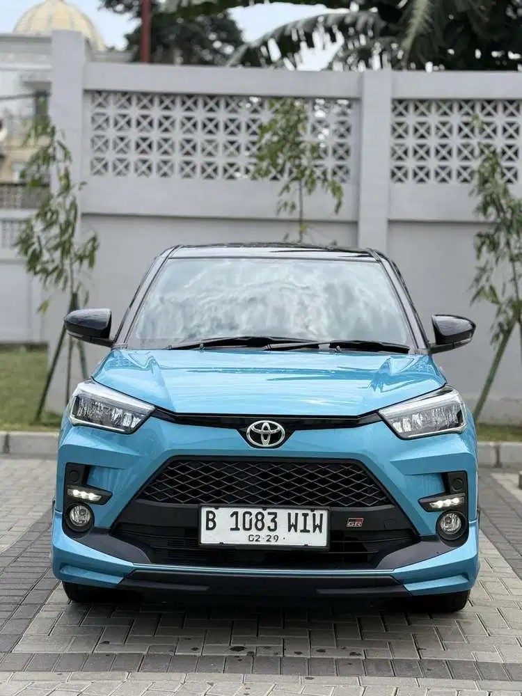 Toyota Raize tss two tone at matik thn 2023