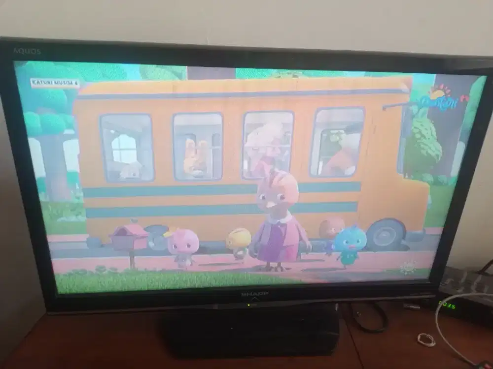 Dijual TV sharp 24 inch