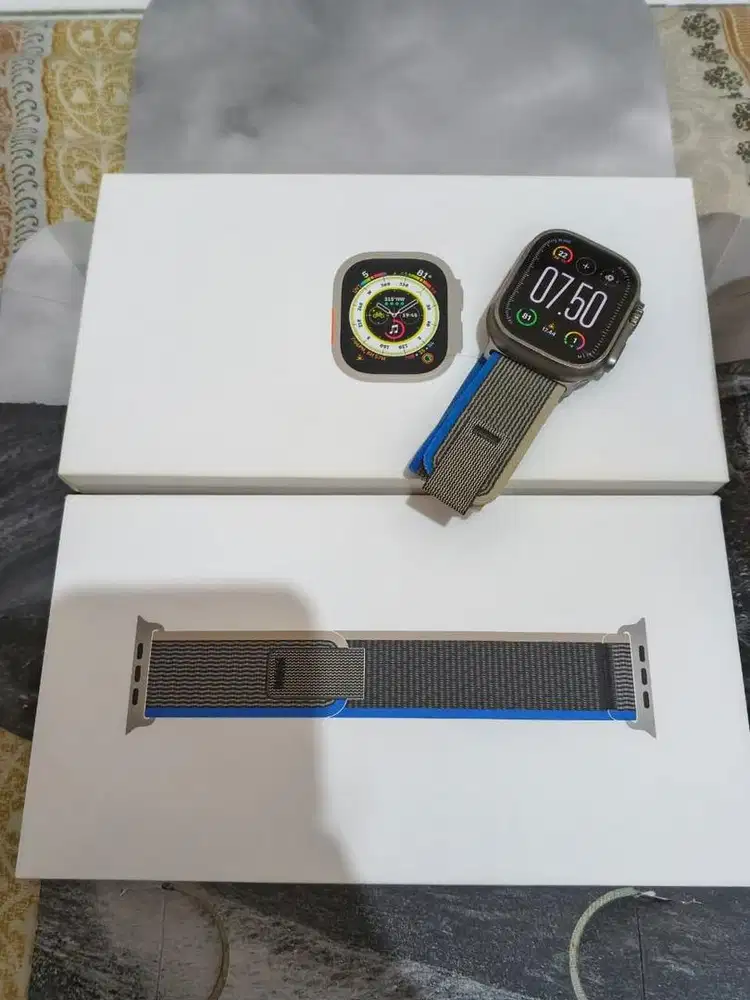 Apple watch ultra gen 1 titanium 49mm GPS fullset inter LL/A