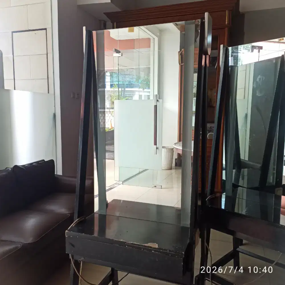 Dijual cepat kaca untuk salon