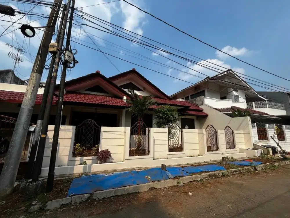 Rumah dijual di Megapolitan Cinere - aman dan strategis