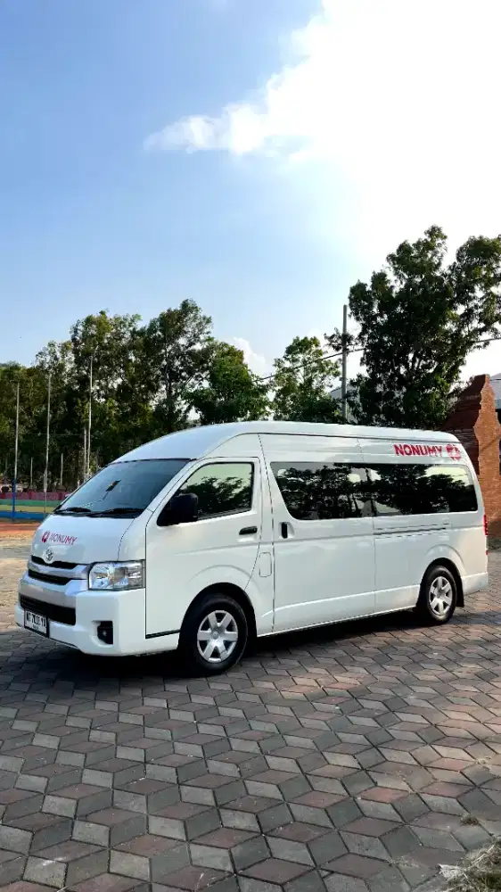 Sewa Hiace Commuter