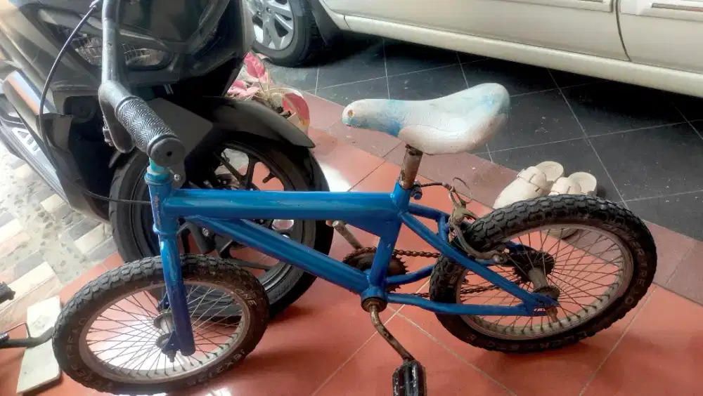 Sepeda BMX anak