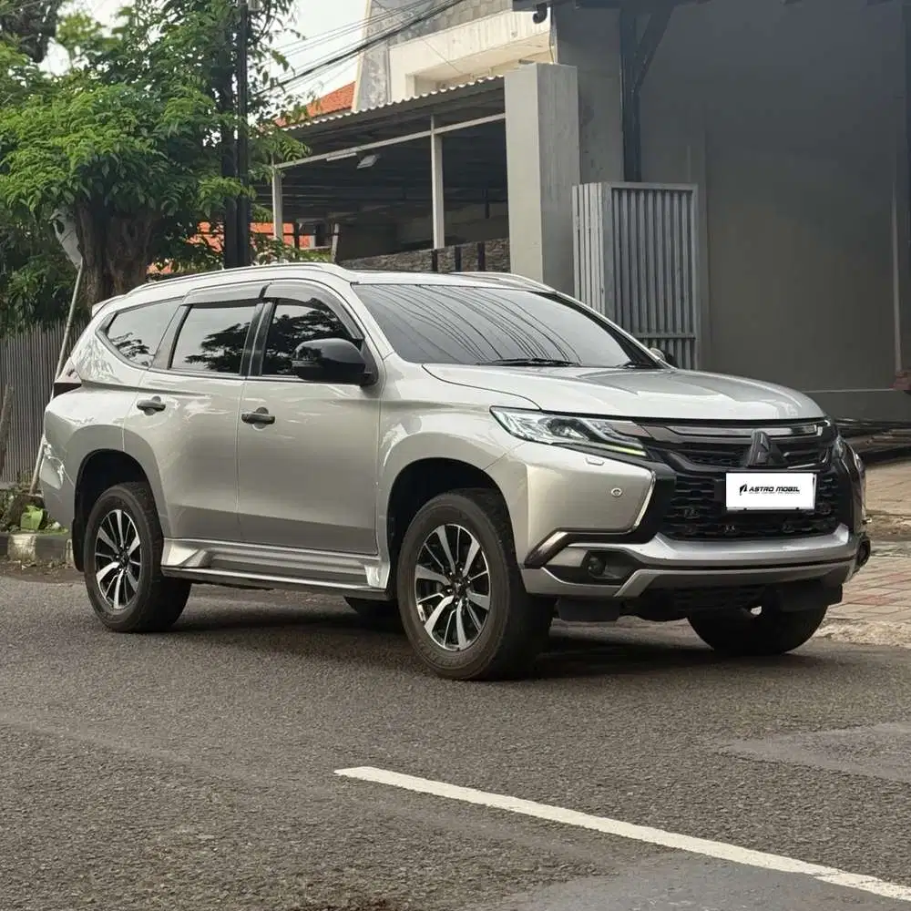 PAJERO DAKAR 2018 / 2017 Matic Disel bekas Murah Kredit bagus Surabaya