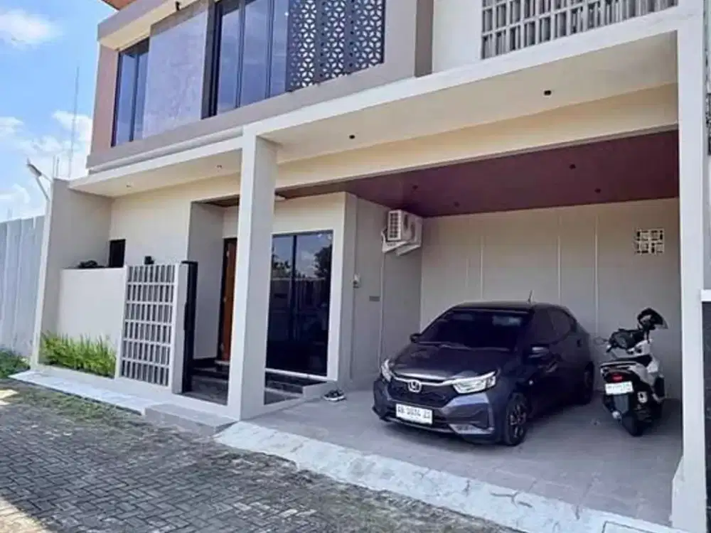 Hunian Kontemporer Strategis Hanya 15 Menit ke UIN & Ambarukmo Plaza - Nyaman untuk Tinggal & Investasi Mewah!