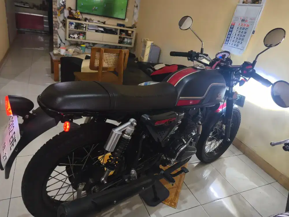Motobi Benelli 152
