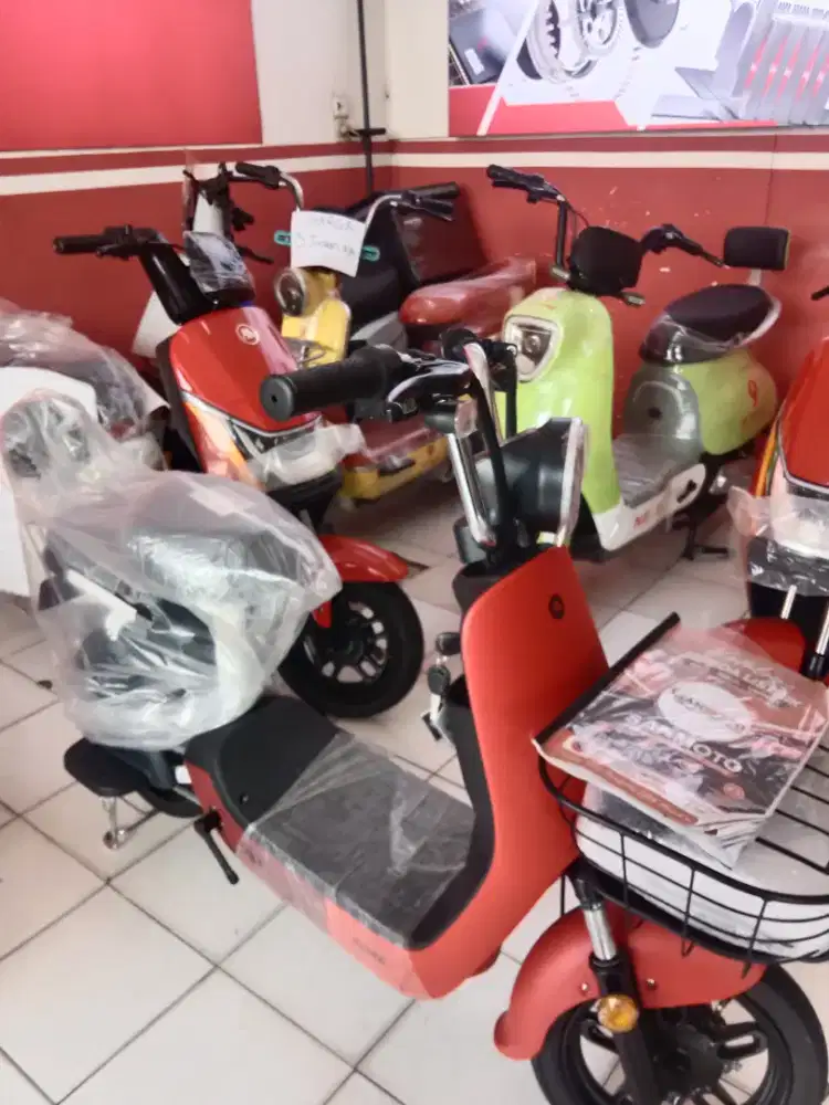 Promo cicilan motor listrik