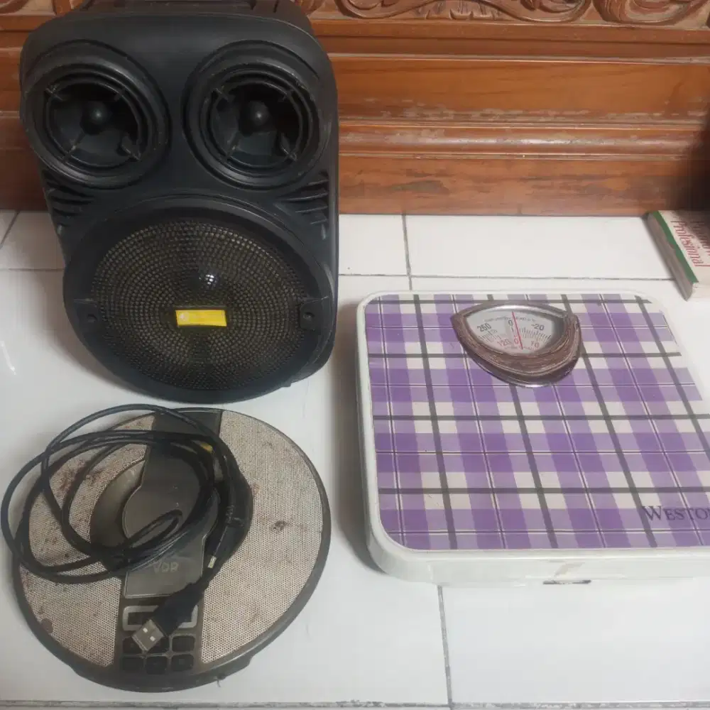 Dijual borongan semuanya timbangan badan dll