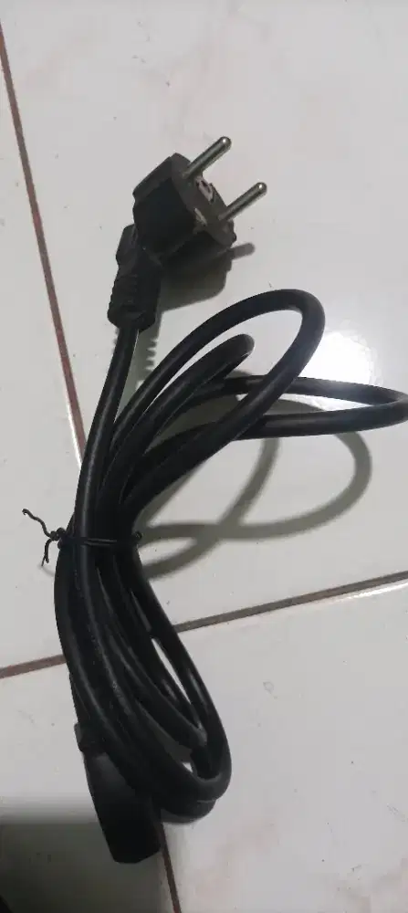Kabel VGA dan Power