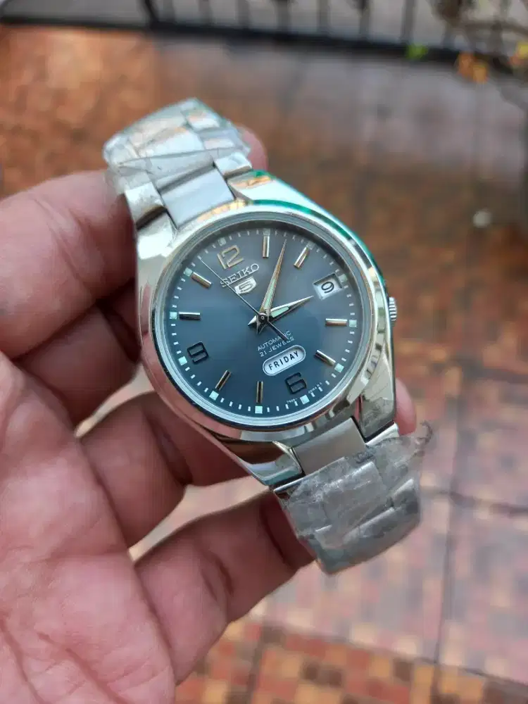 NEW Seiko 5 SNK621 split daydate