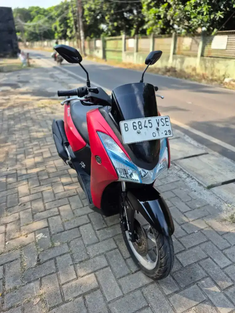 Dijual Yamaha Lexi 125 tahun 2018 pajak hidup