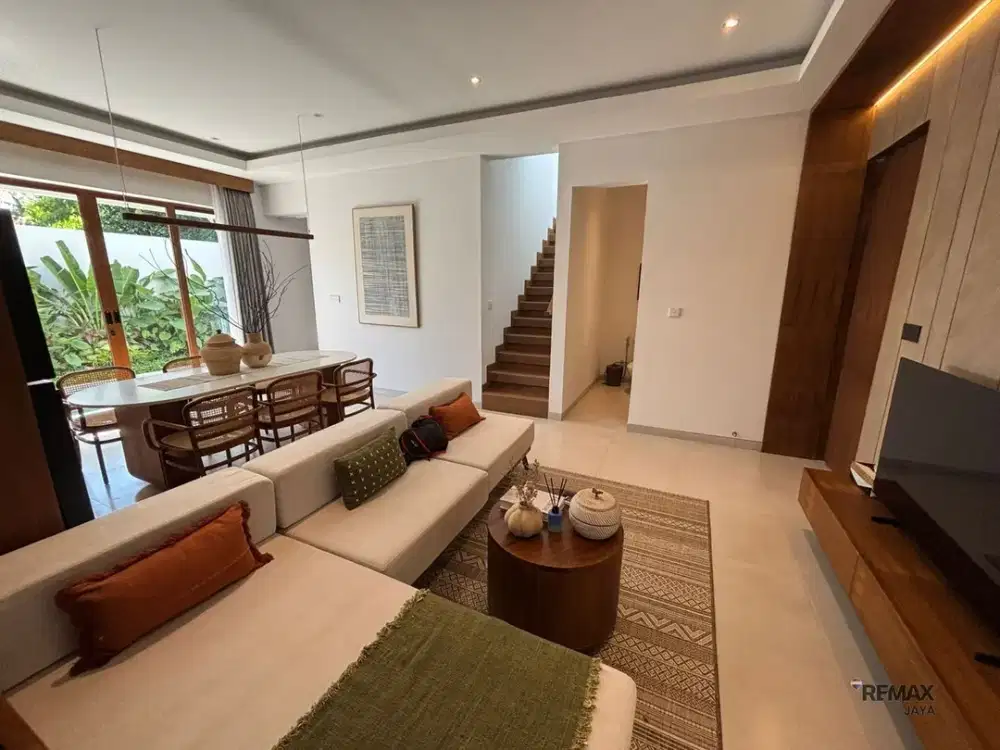 Villa desaign modern dan fasilitas lengkap Dijual, di Renon Denpasar