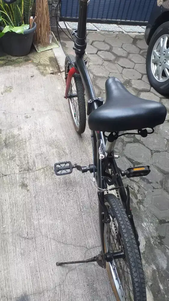 Sepeda lipat bekas..tiang sadel almunium bisa untuk Dewasa