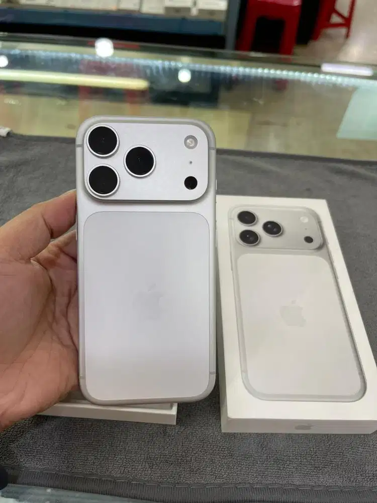 iPhone 17 Pro 256GB BH 100% Silver Garansi Resmi iBox (03/11/26)