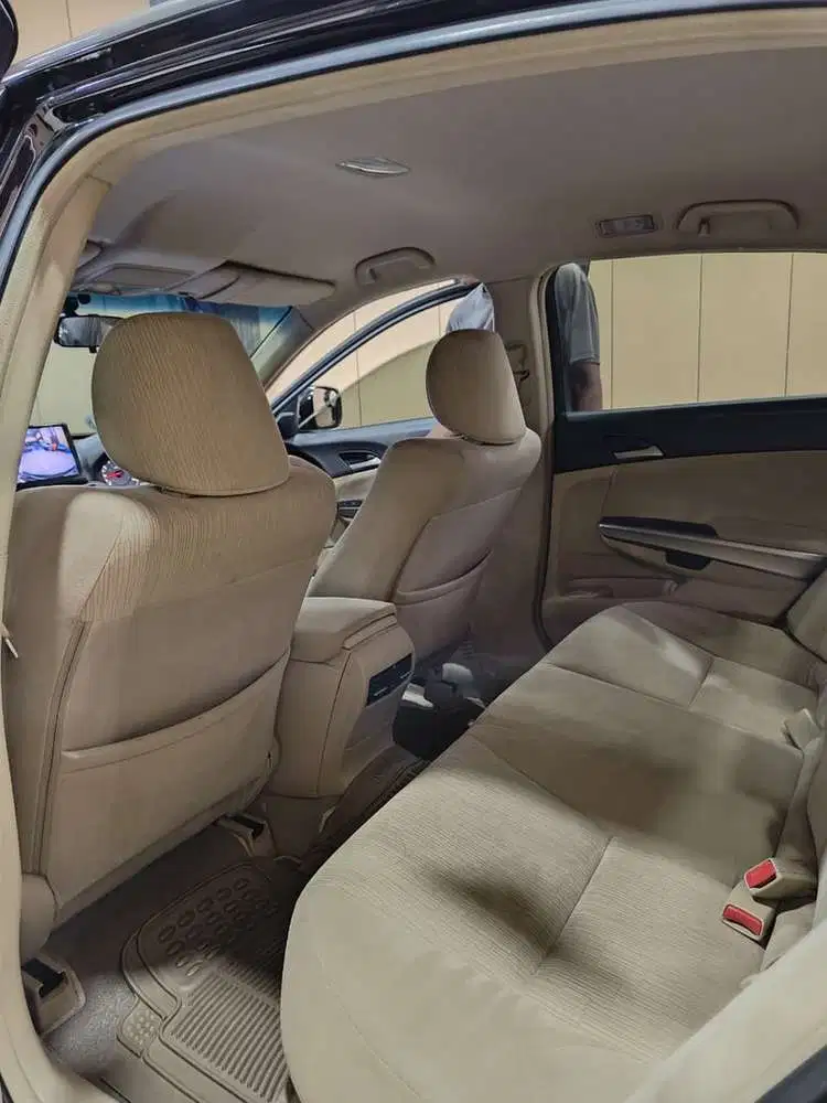 Honda Accord 2012 Bensin