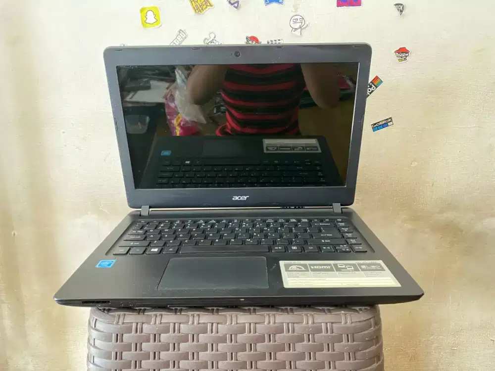 JUAL LAPTOP ASER ASPIRE ES1-432 INTEL COLERON CPU N3350