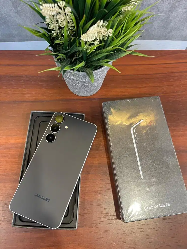 Samsung S25 FE 8/256GB Black Garansi Resmi (17/09/26)