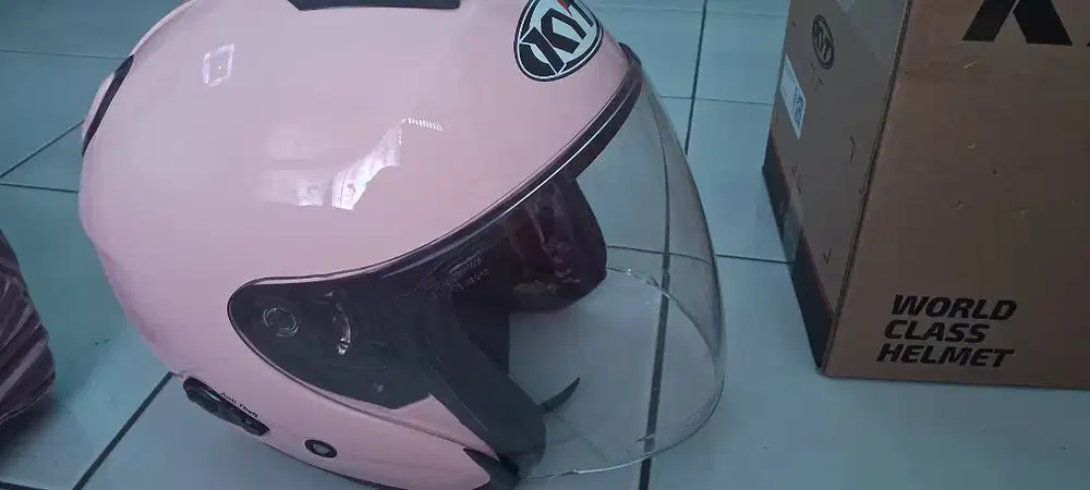 Helm KYT kyoto ada lobang anti maling ukuran xl