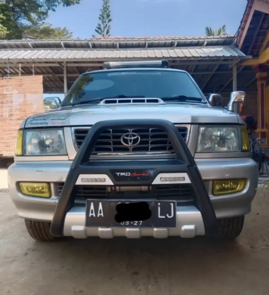 Kijang LGX 1.8 EFI 2002