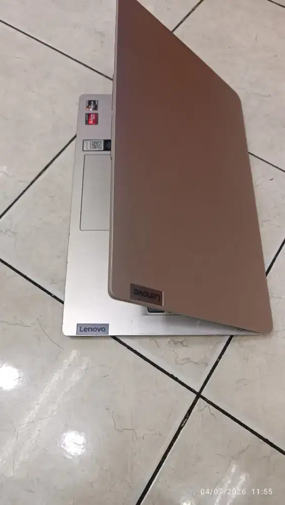 Laptop. Lenovo idepad slim 3