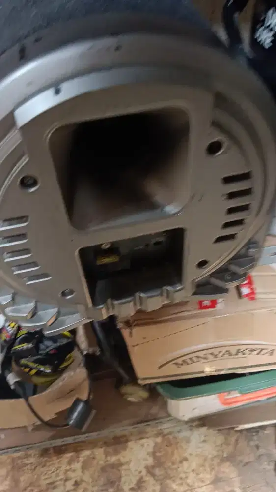 Audio subwoofer gramond