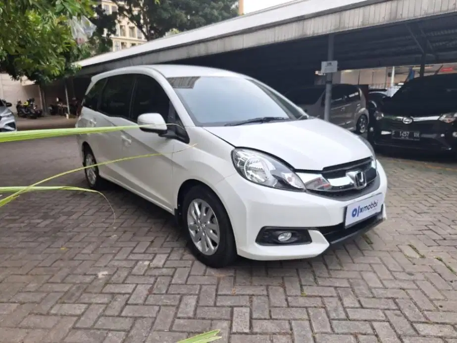DP MURAH Honda Mobilio 1.5 E Bensin-AT 2015  CSFTB