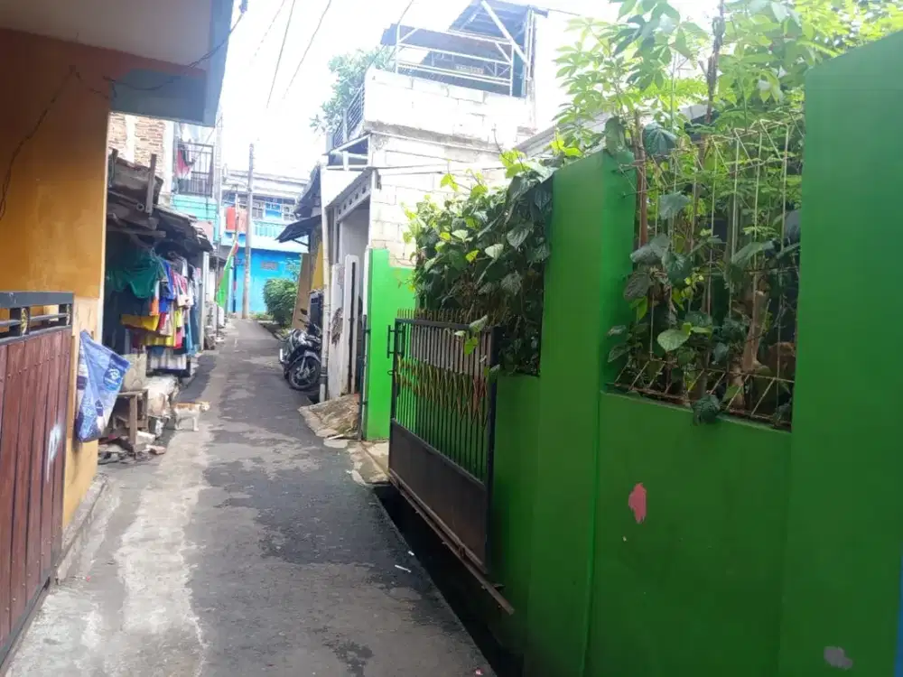 DIJUAL RUMAH BARU, 2 LANTAI Lokasi Pulogebang Jakarta timur